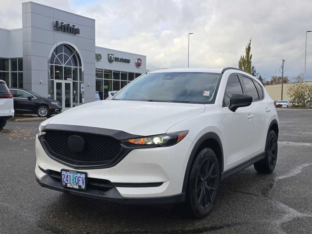 Used 2018 Mazda Mazda CX-5 Touring SUV