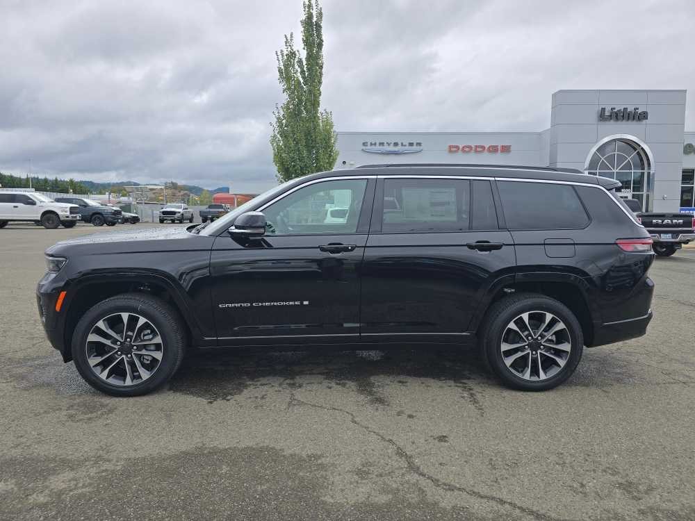 Thumbnail: 2025 Jeep Grand Cherokee L - 2