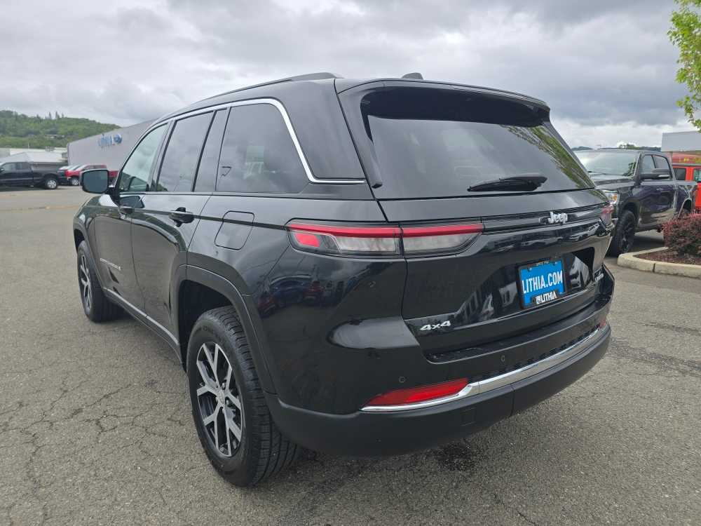 Thumbnail: 2024 Jeep Grand Cherokee - 2