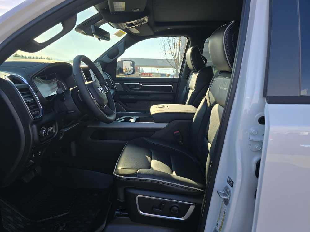 Thumbnail: 2026 RAM 1500 - 9