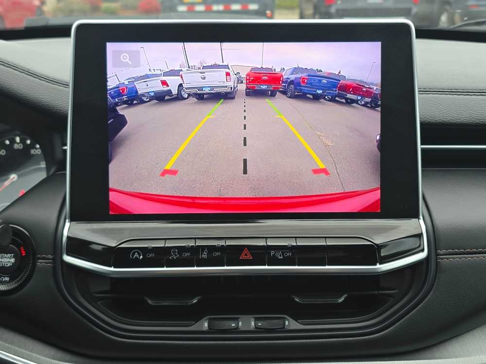 Thumbnail: 2023 Jeep Compass - 19