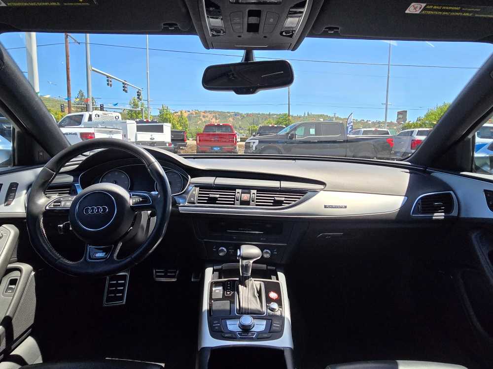 Thumbnail: 2013 Audi S6 - 15