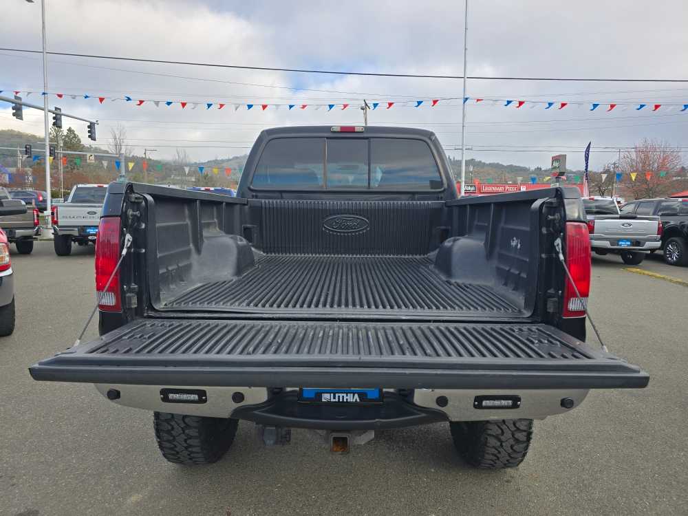 Thumbnail: 2004 Ford F-350 - 20