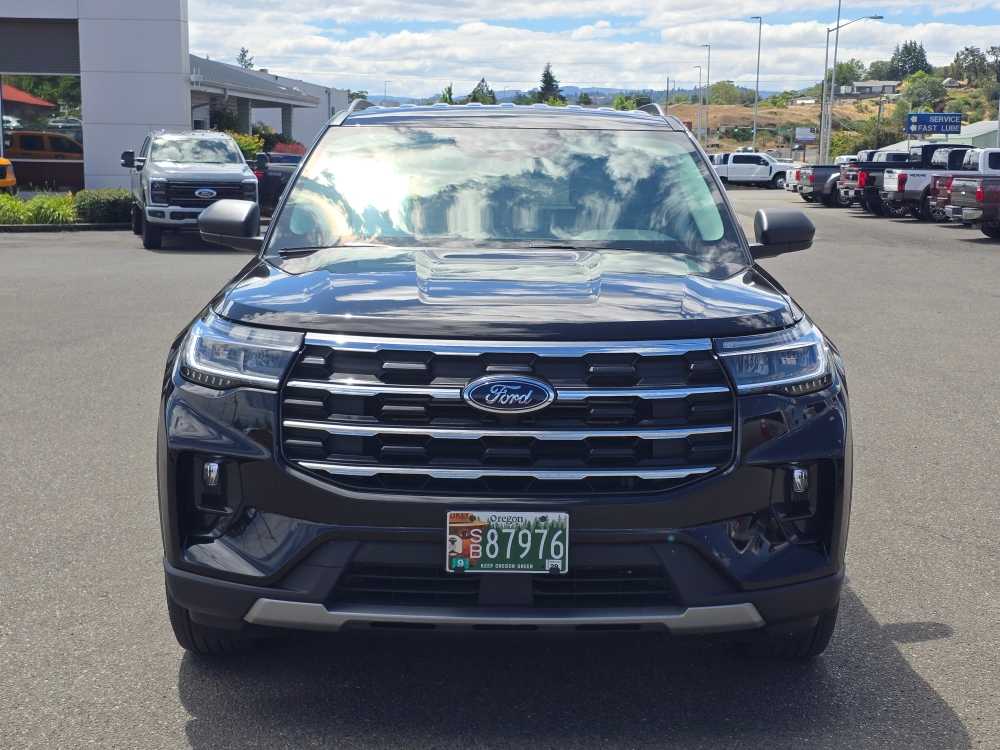 Thumbnail: 2025 Ford Explorer - 12