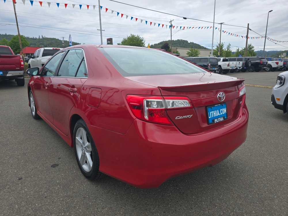 Thumbnail: 2014 Toyota Camry - 3