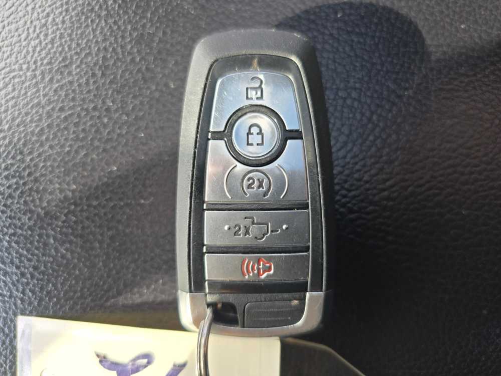 Thumbnail: 2019 Ford F-350 - 22