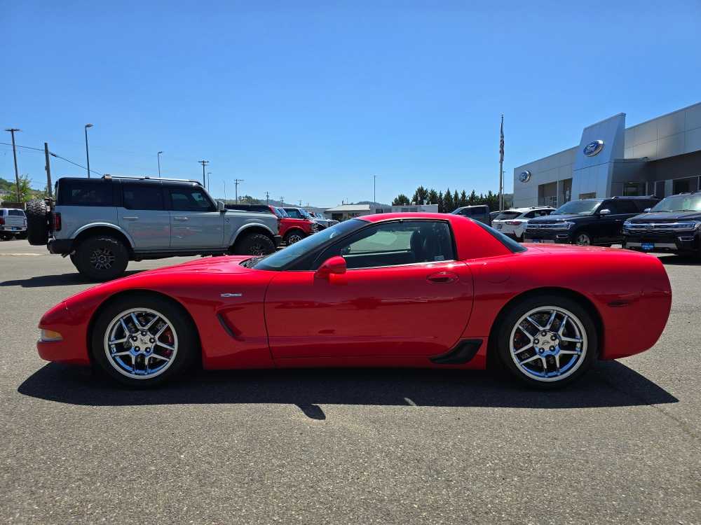 Thumbnail: 2001 Chevrolet Corvette - 2