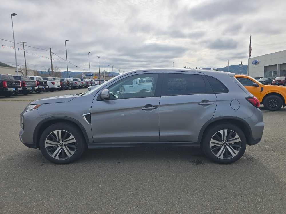 Thumbnail: 2024 Mitsubishi Outlander Sport - 2