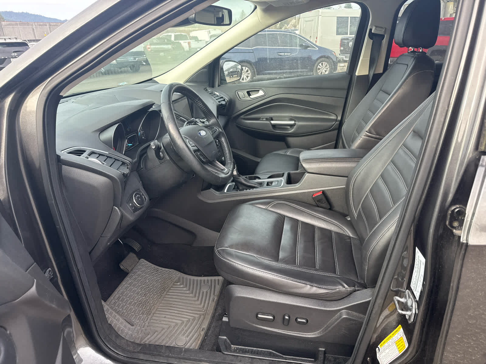 Thumbnail: 2017 Ford Escape - 9