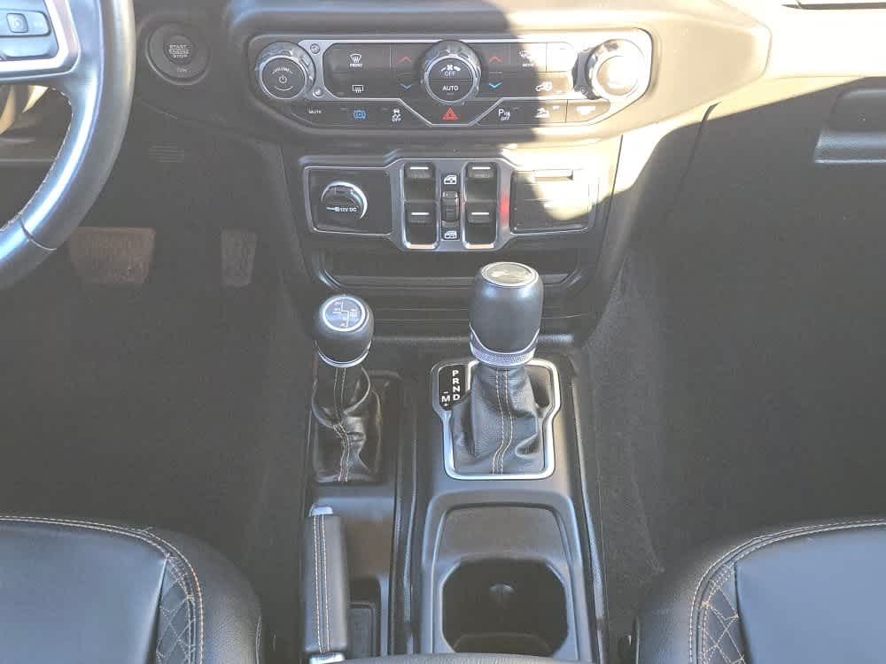 Thumbnail: 2022 Jeep Wrangler - 13