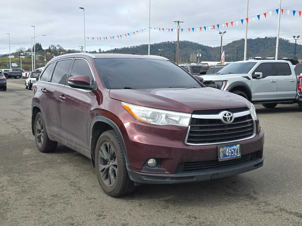 Thumbnail: 2016 Toyota Highlander - 7