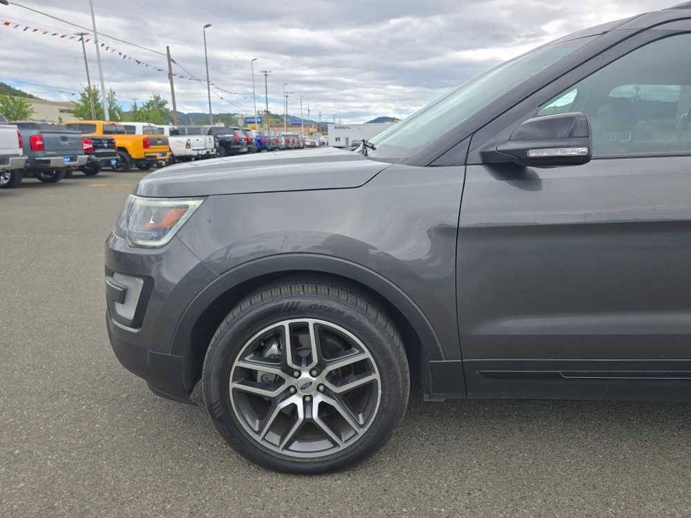 Thumbnail: 2017 Ford Explorer - 19