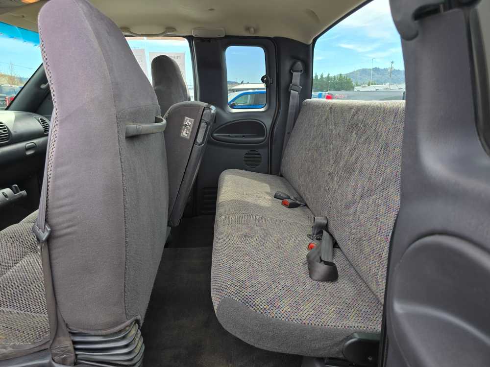 Thumbnail: 2001 Dodge Ram 1500 - 18