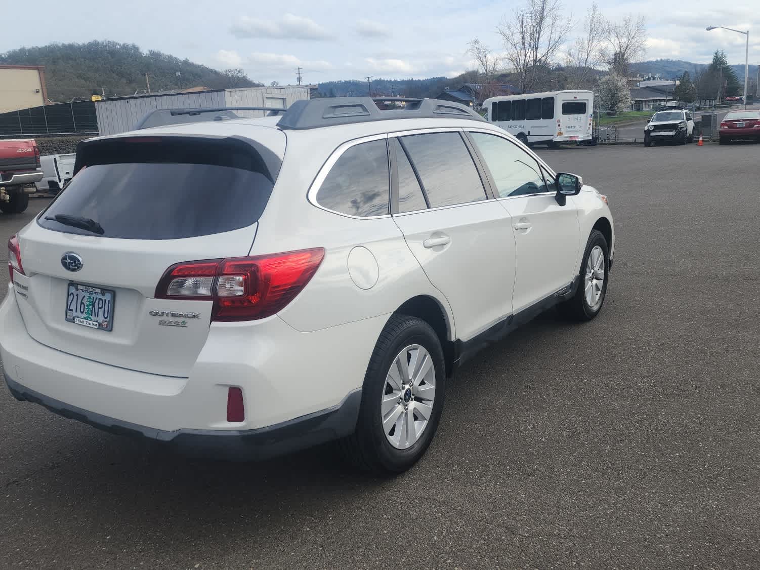 Thumbnail: 2015 Subaru Outback - 5