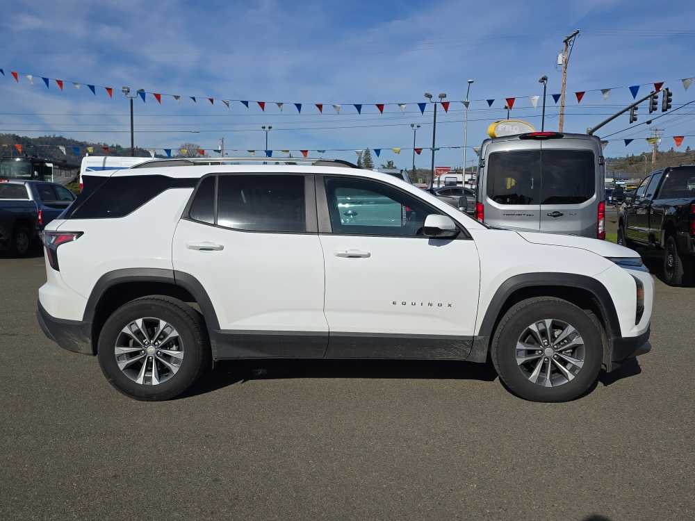 Thumbnail: 2025 Chevrolet Equinox - 6