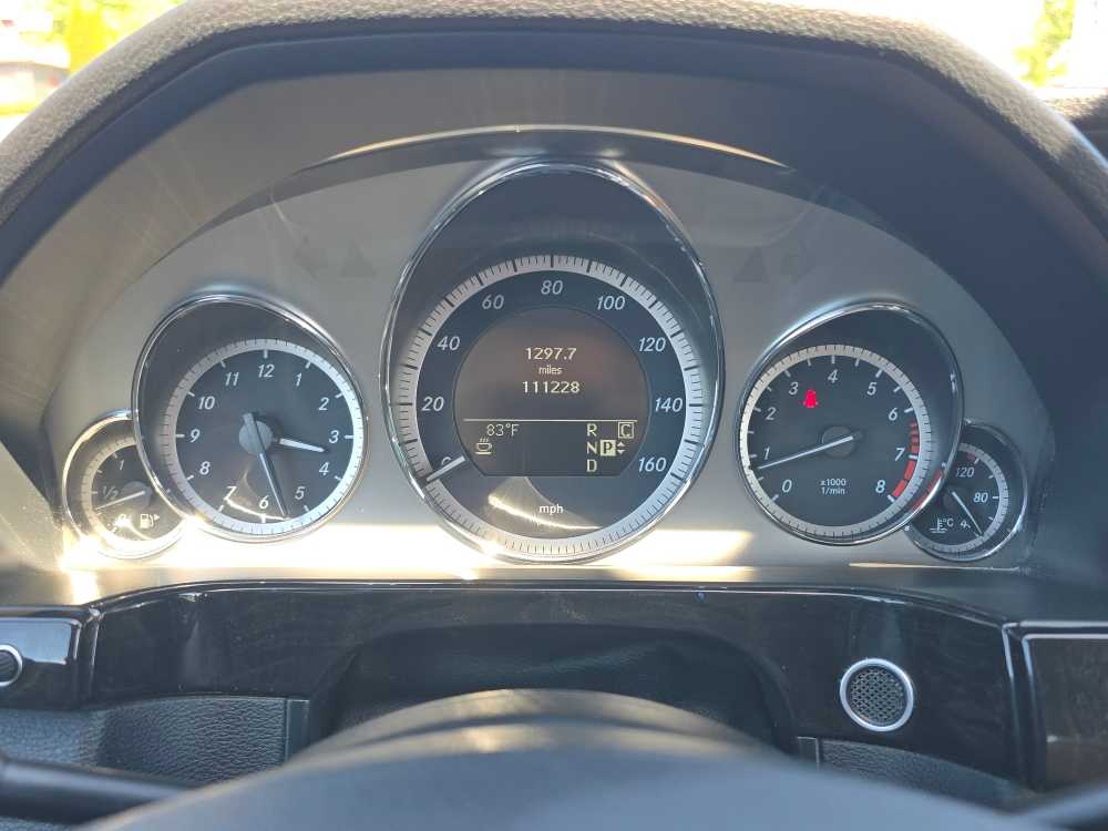 Thumbnail: 2010 Mercedes-Benz E-Class - 19