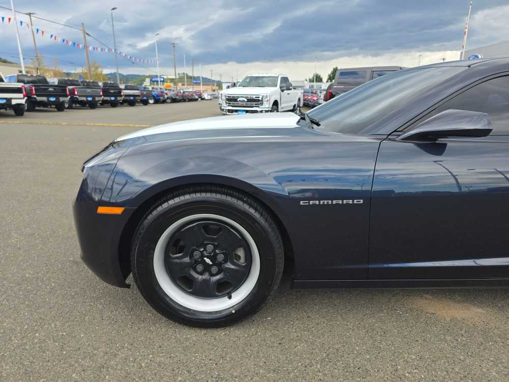 Thumbnail: 2013 Chevrolet Camaro - 18