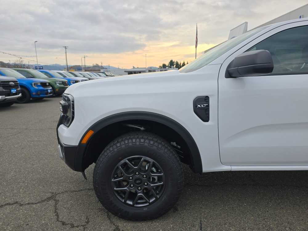 Thumbnail: 2025 Ford Ranger - 18