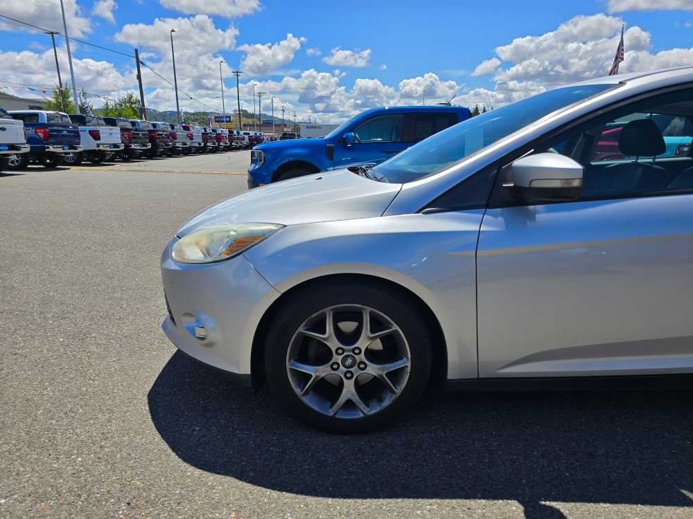 Thumbnail: 2013 Ford Focus - 6