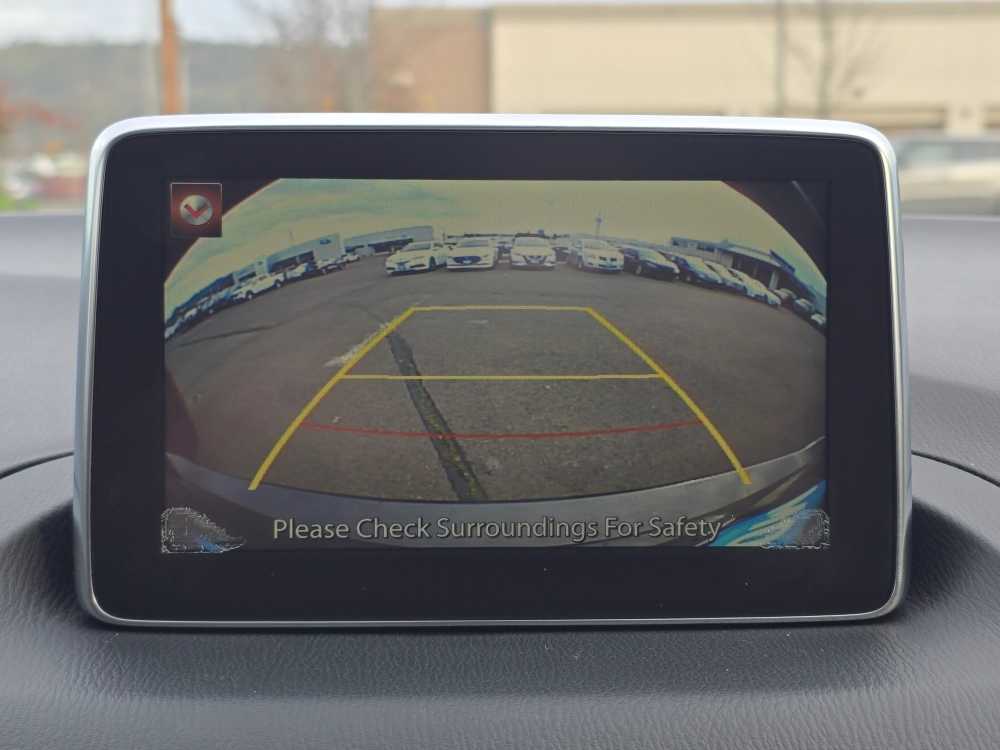 Thumbnail: 2016 Mazda Mazda3 - 19