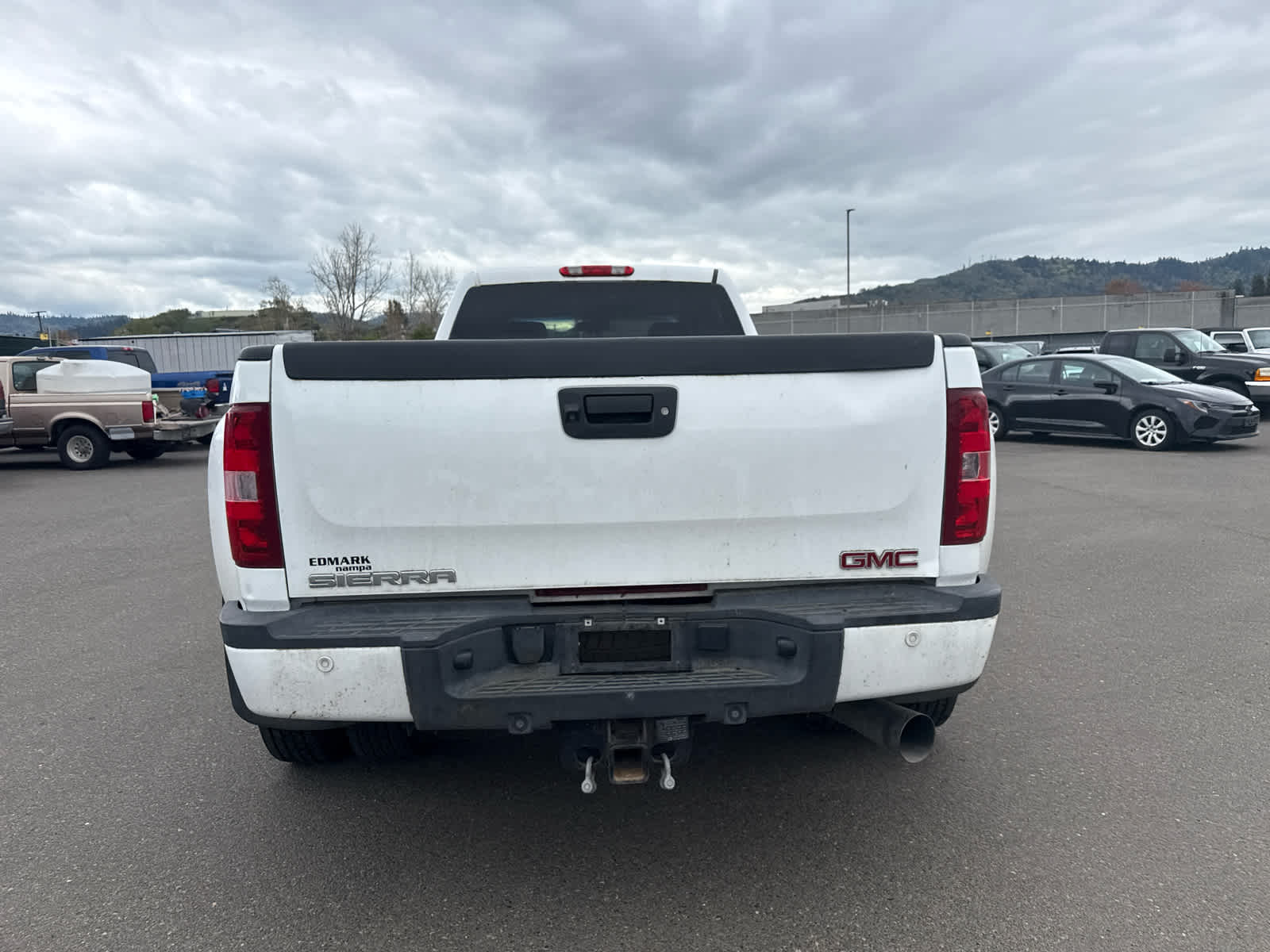 Thumbnail: 2011 GMC Sierra 3500 - 2