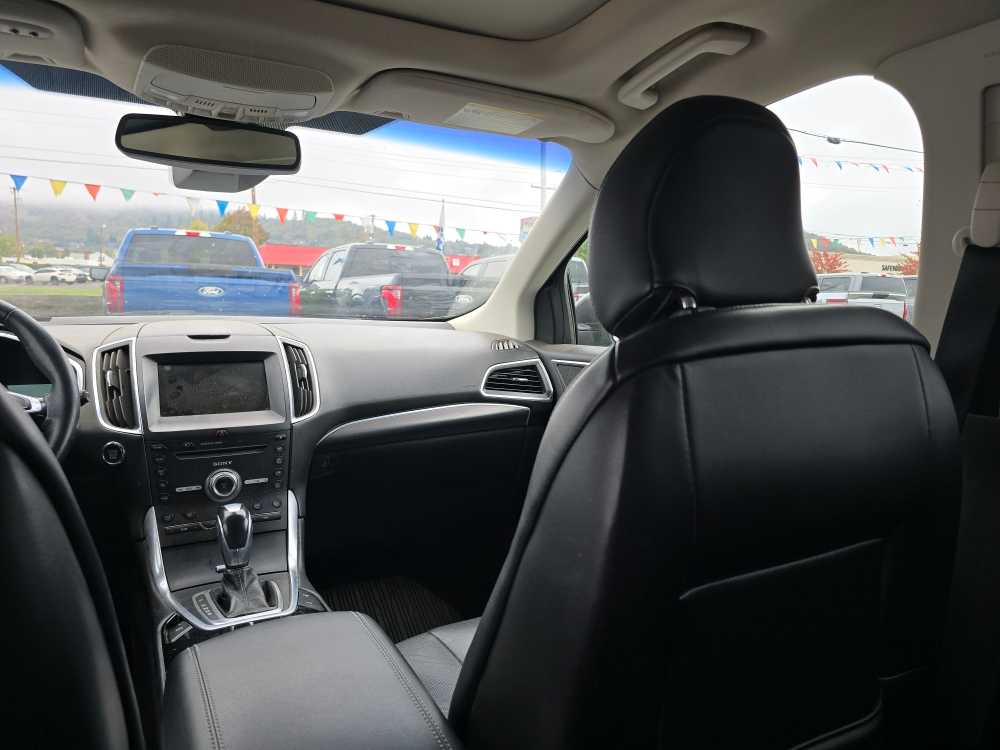 Thumbnail: 2018 Ford Edge - 14