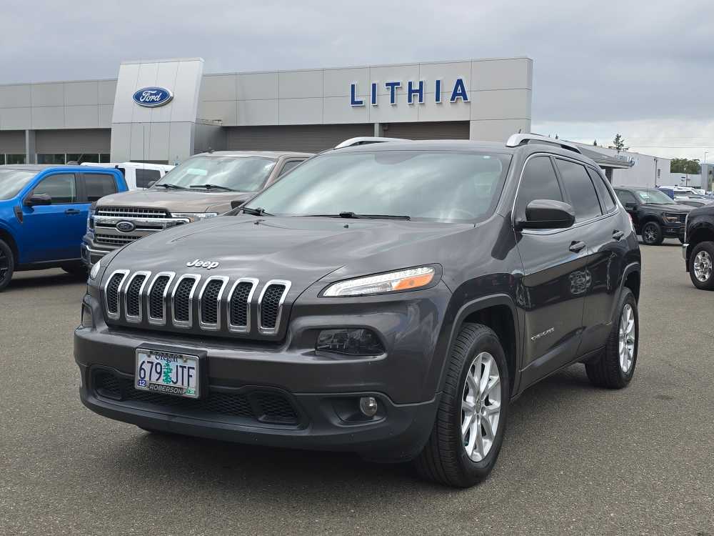 Thumbnail: 2017 Jeep Cherokee - 8