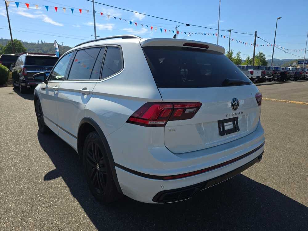 Thumbnail: 2022 Volkswagen Tiguan - 15