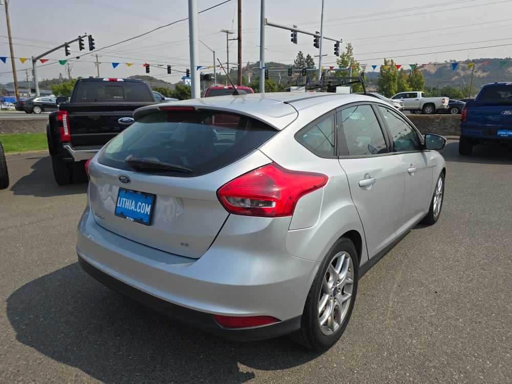 Thumbnail: 2015 Ford Focus - 5