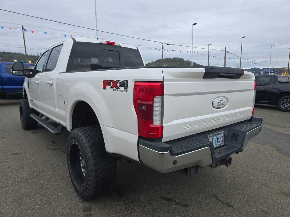 Thumbnail: 2017 Ford F-350 - 3