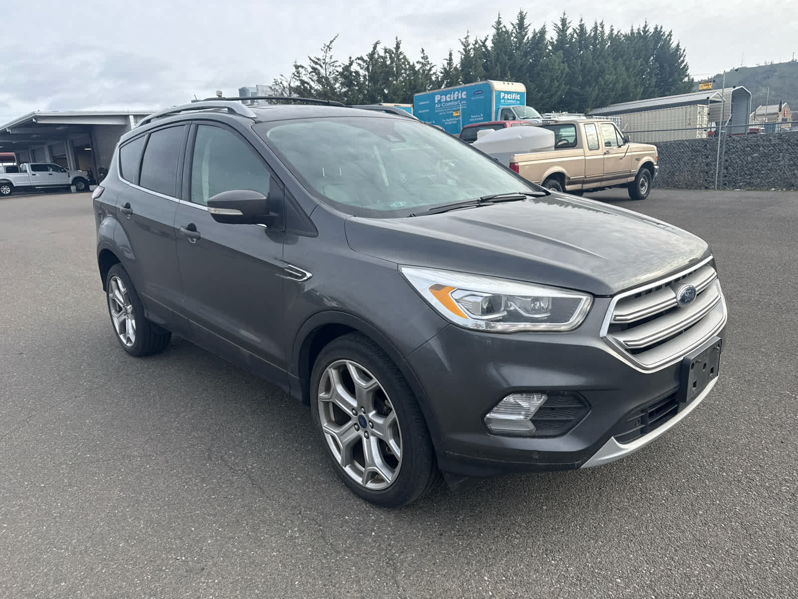 Thumbnail: 2017 Ford Escape - 7