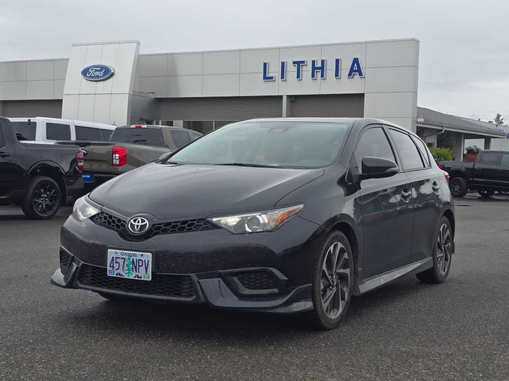Thumbnail: 2018 Toyota Corolla iM - 1