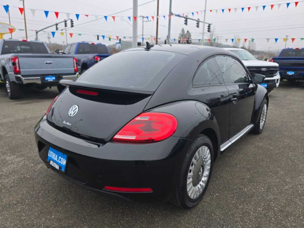Thumbnail: 2016 Volkswagen Beetle - 5