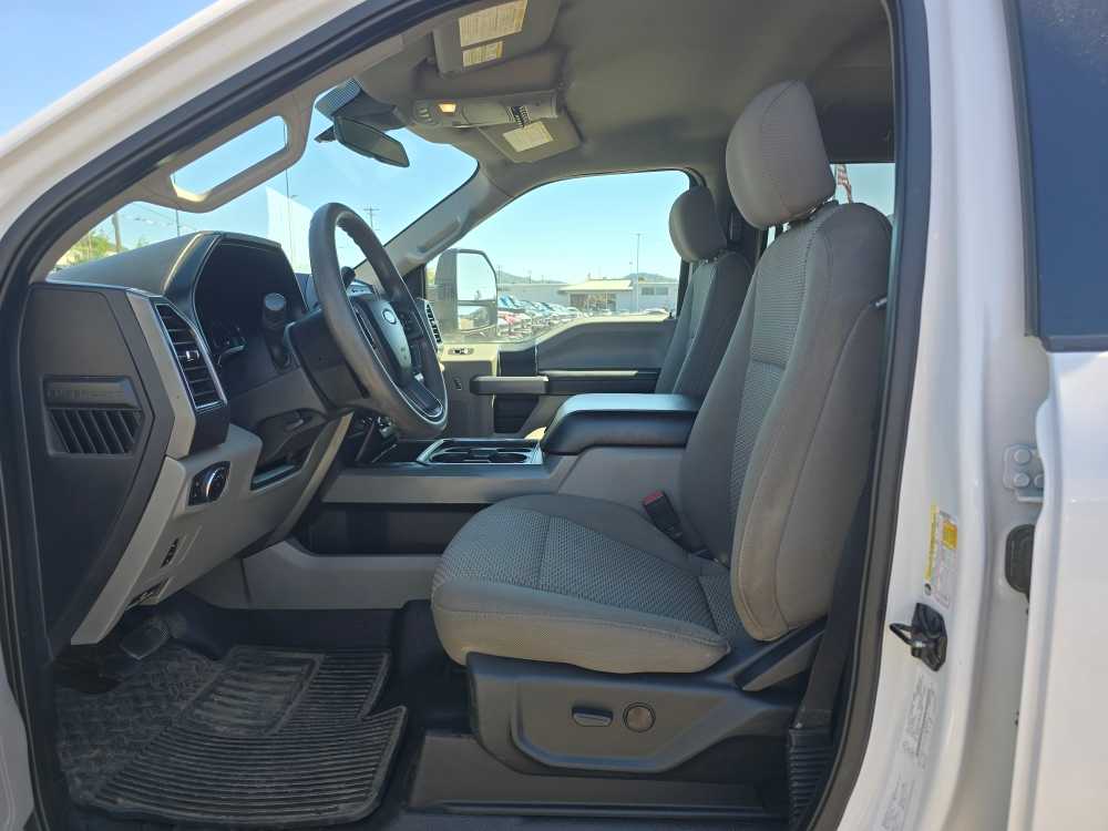 Thumbnail: 2020 Ford F-350 - 9