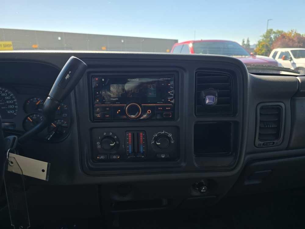 Thumbnail: 2005 GMC Sierra 1500 - 13