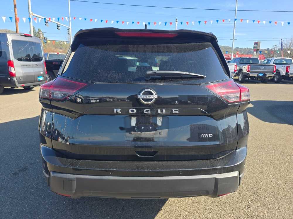Thumbnail: 2024 Nissan Rogue - 4