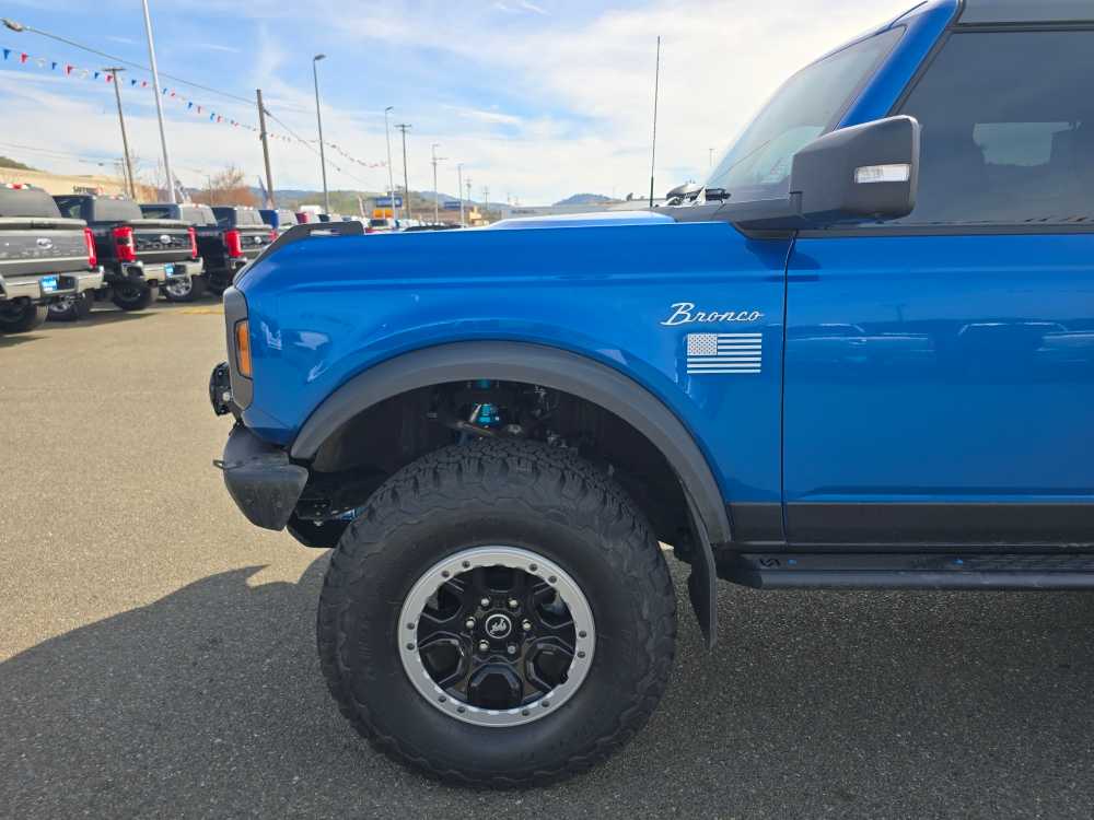 Thumbnail: 2023 Ford Bronco - 17