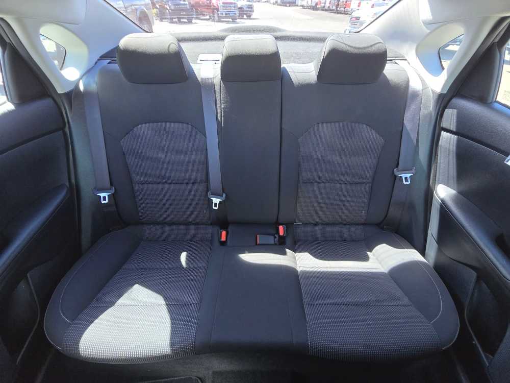Thumbnail: 2019 Kia Forte - 16