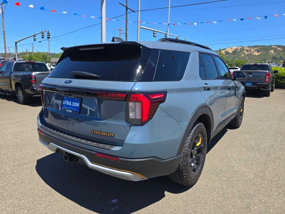 Thumbnail: 2026 Ford Explorer - 5