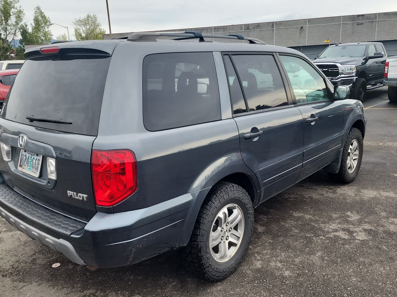 Thumbnail: 2005 Honda Pilot - 3