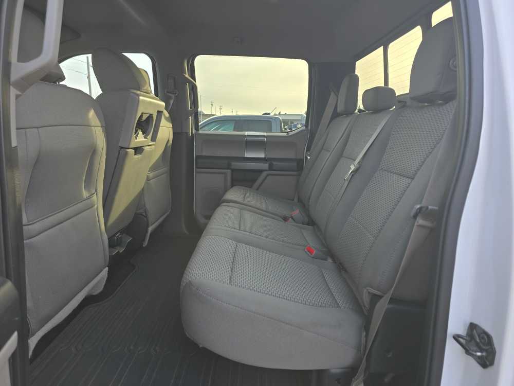 Thumbnail: 2015 Ford F-150 - 17