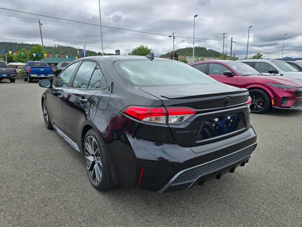 2022 Toyota Corolla SE 2