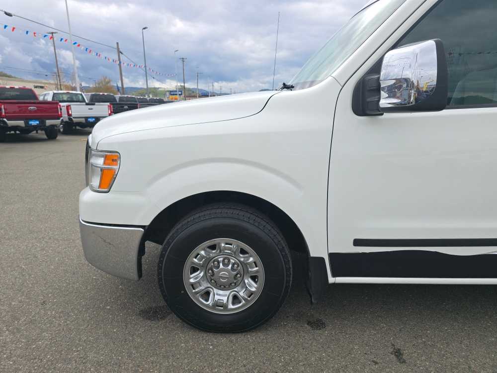 Thumbnail: 2018 Nissan NV - 17