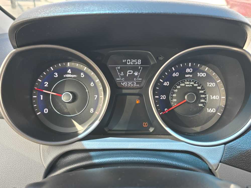 Thumbnail: 2015 Hyundai Elantra - 21