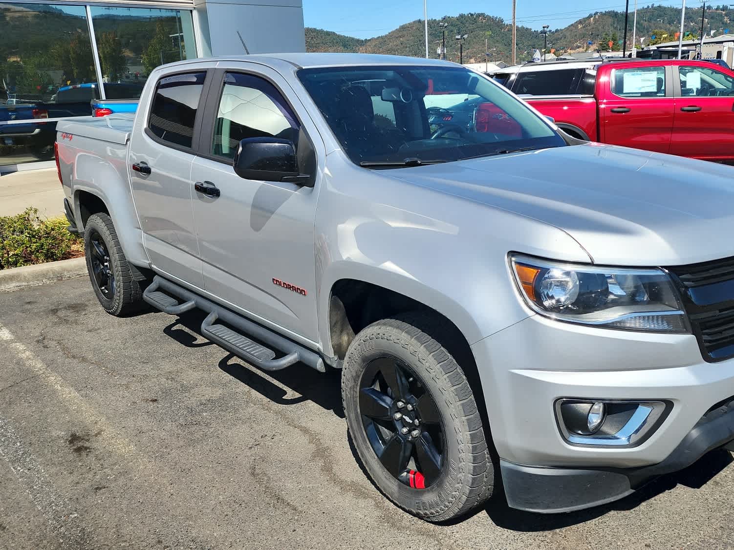 Thumbnail: 2018 Chevrolet Colorado - 4
