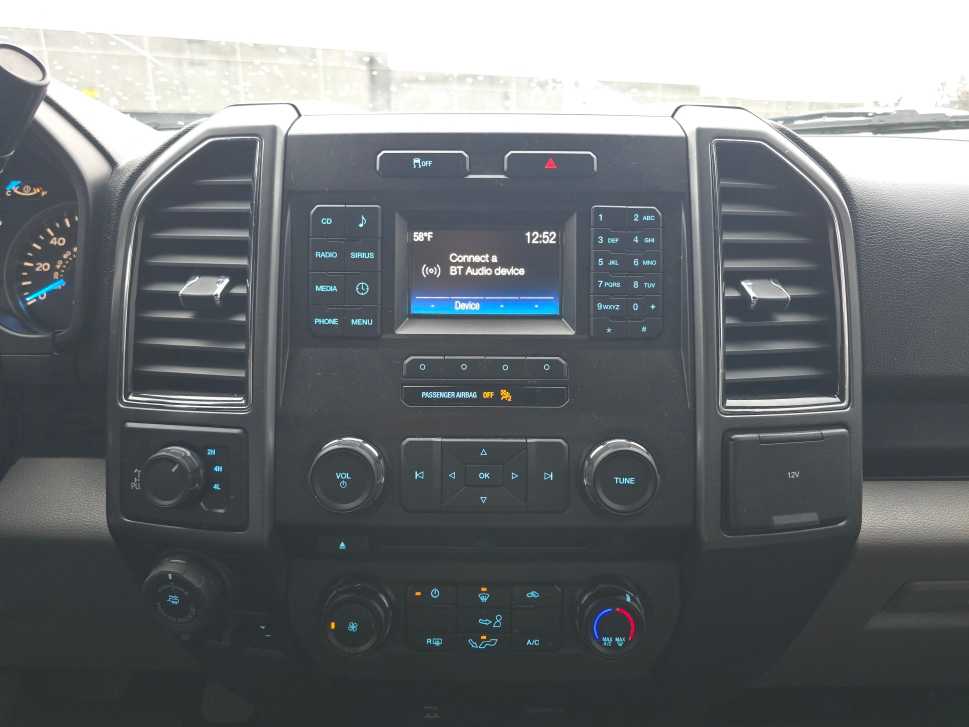 Thumbnail: 2017 Ford F-150 - 13