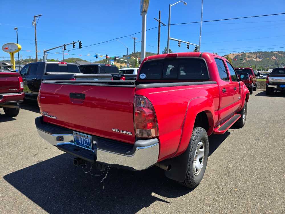 Thumbnail: 2005 Toyota Tacoma - 3