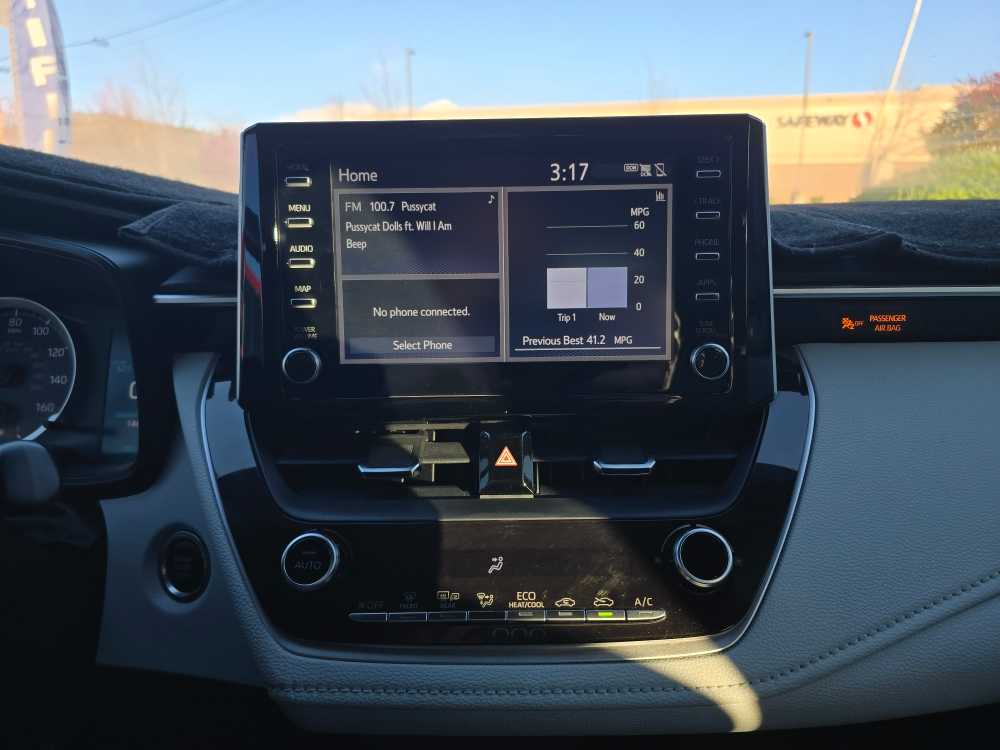 Thumbnail: 2020 Toyota Corolla - 12