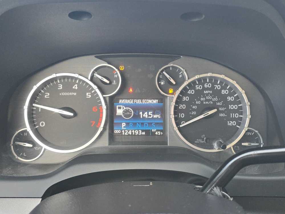 Thumbnail: 2016 Toyota Tundra - 22