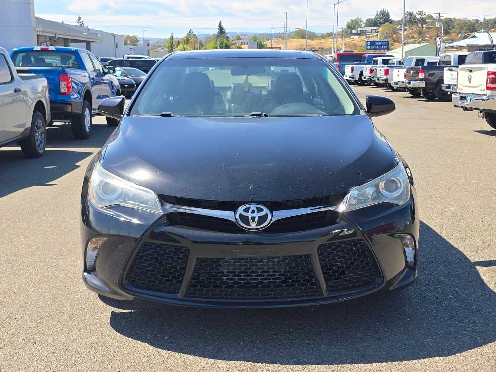 Thumbnail: 2015 Toyota Camry - 8